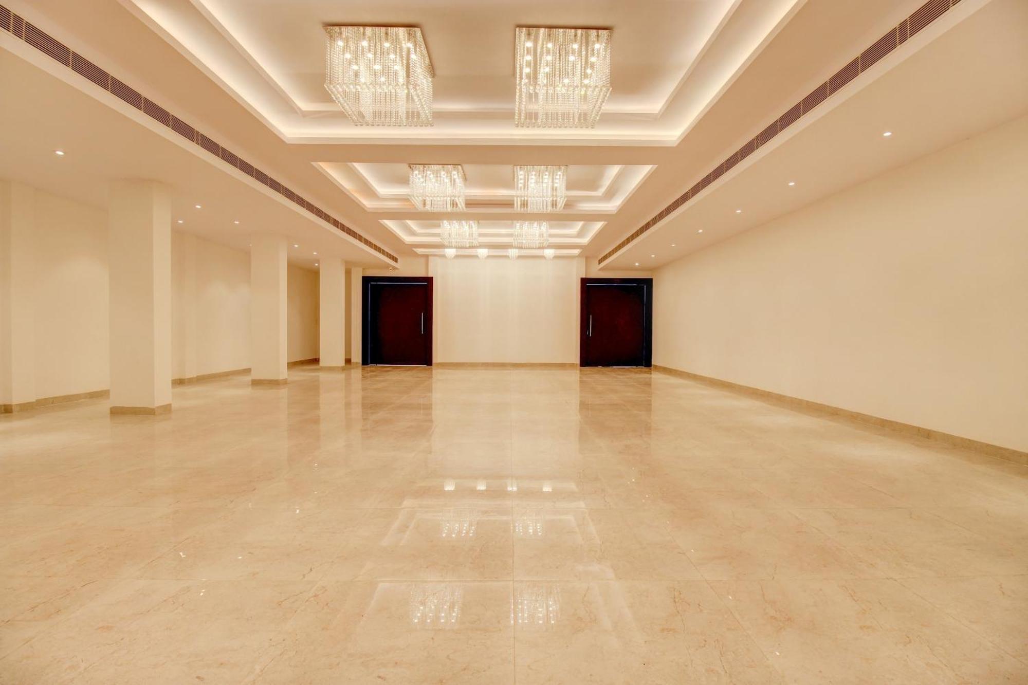 Hotel Super Townhouse Oak Aurelia Grand Lakhnaú Exteriér fotografie