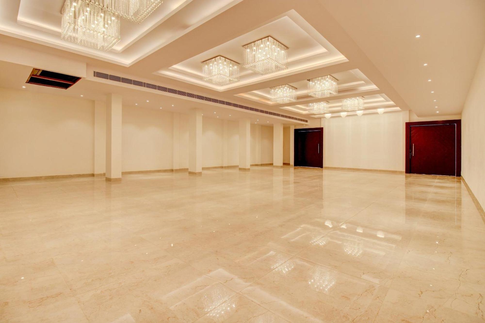 Hotel Super Townhouse Oak Aurelia Grand Lakhnaú Exteriér fotografie